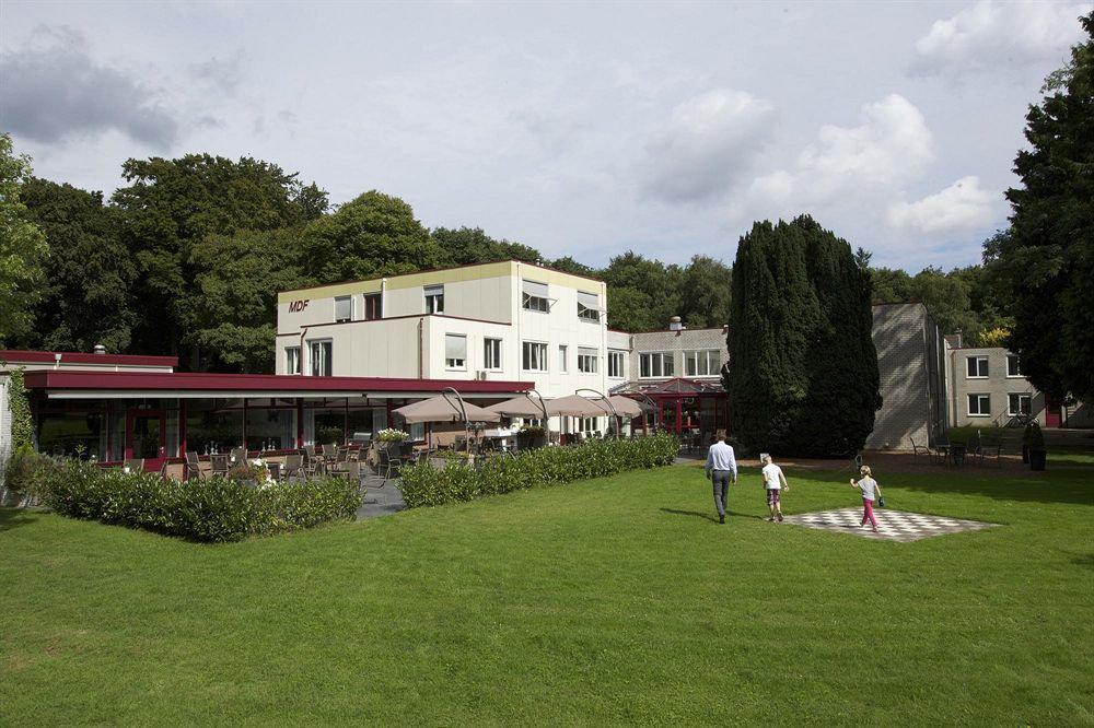 Parkhotel De Bosrand Еде Екстериор снимка