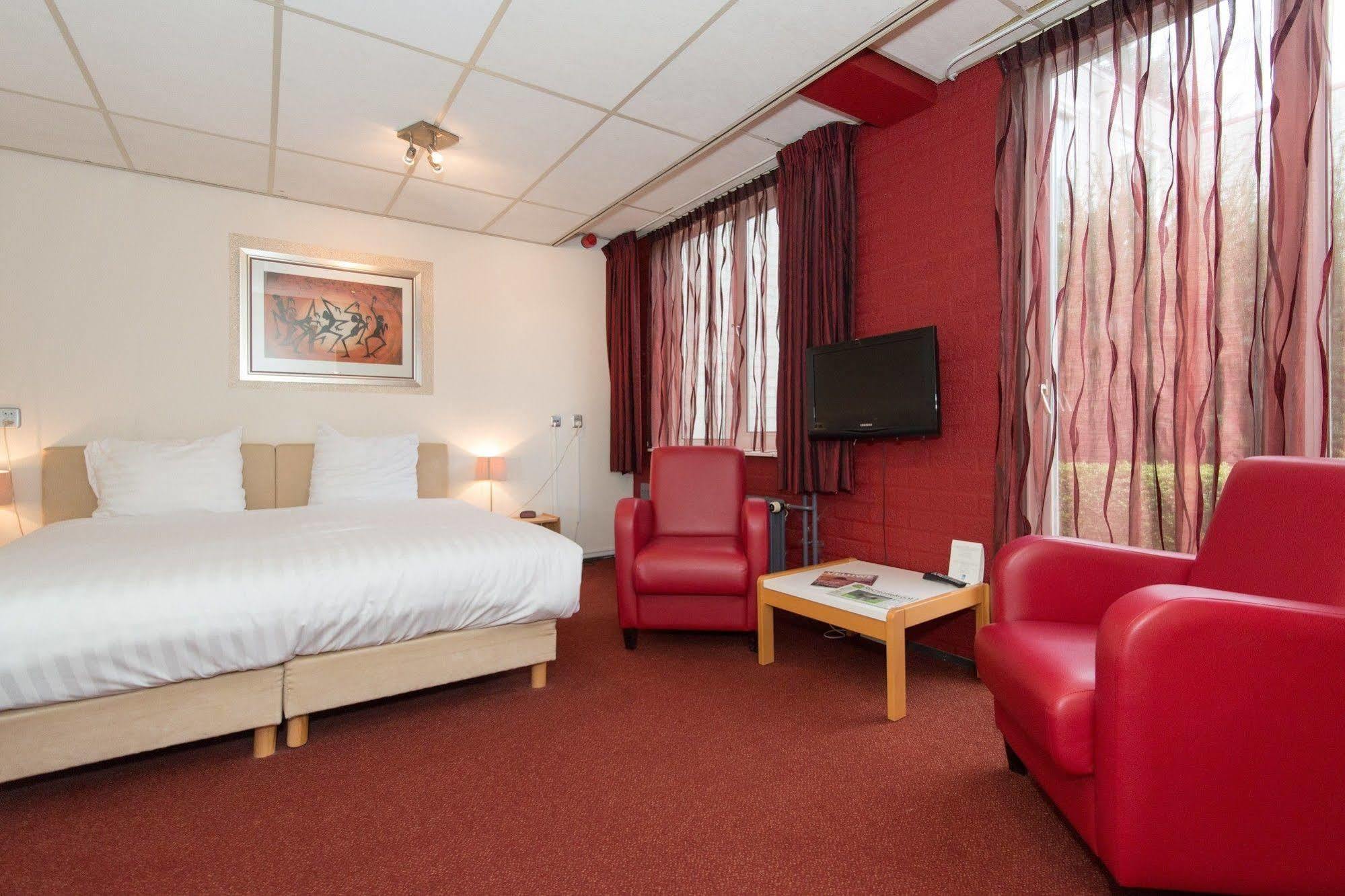 Parkhotel De Bosrand Еде Екстериор снимка